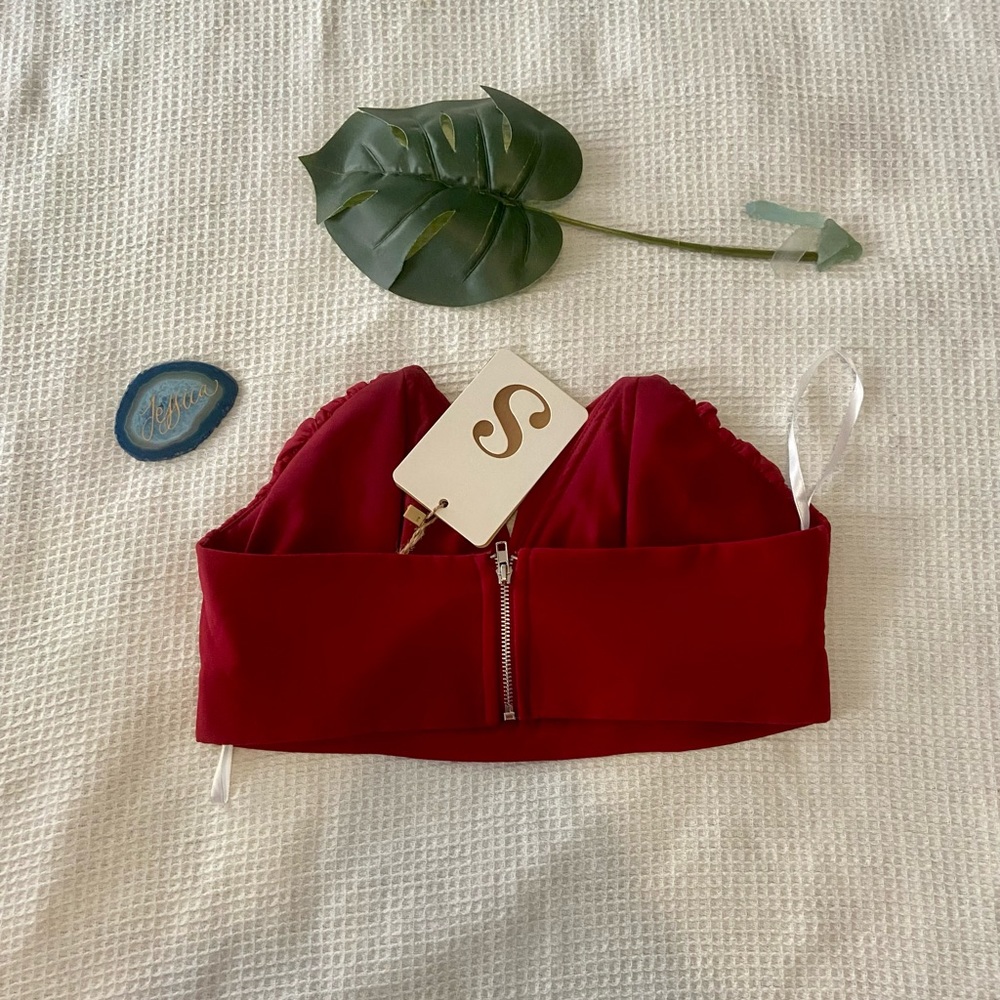 Saboskirt crop top